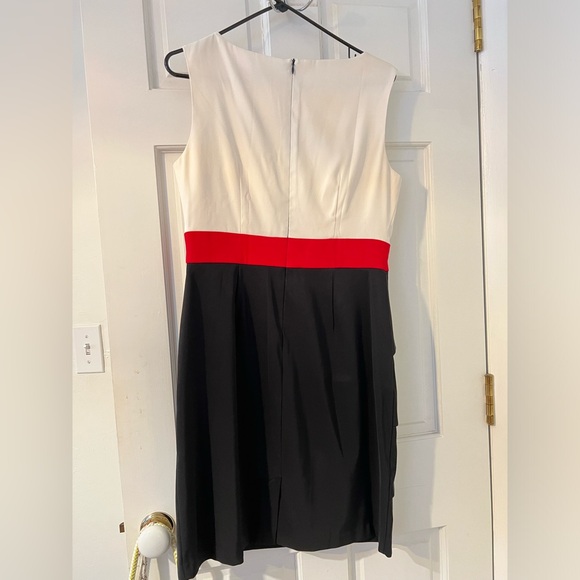 Connected Apparel Dress - Picture 2 of 3